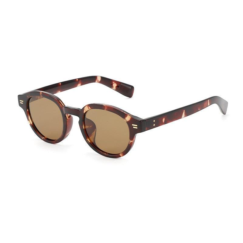 AvilaDubee TZ5108 unisex retro round polarized sunglasses, tortoise shell TR90 lightweight frame with brown tint UV400 TAC anti-glare lenses white background main product photo for street style driving festivals outdoor travel